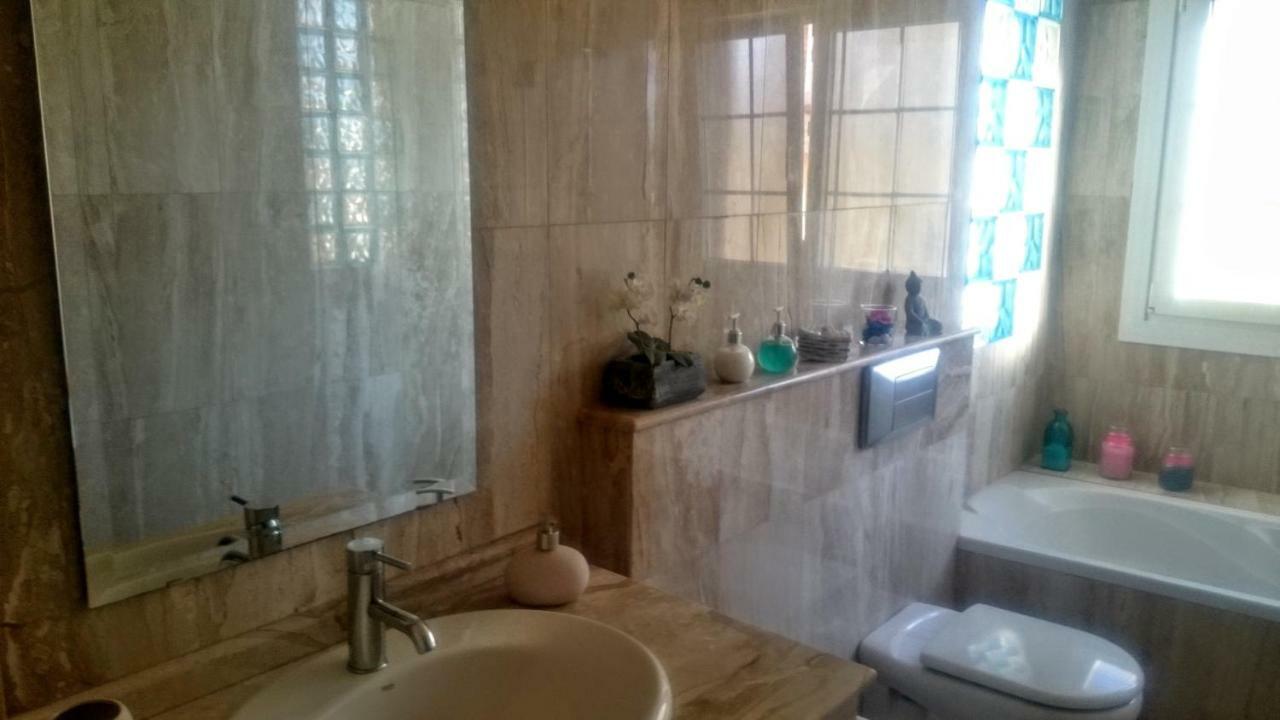 Bed & Breakfast La Perla De Sonnenland Маспаломас Екстериор снимка