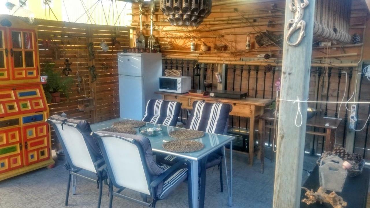 Bed & Breakfast La Perla De Sonnenland Маспаломас Екстериор снимка